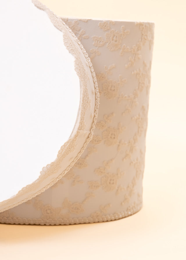 Andreea Chest Oval Cream Lace Cappuccino AnneBebe