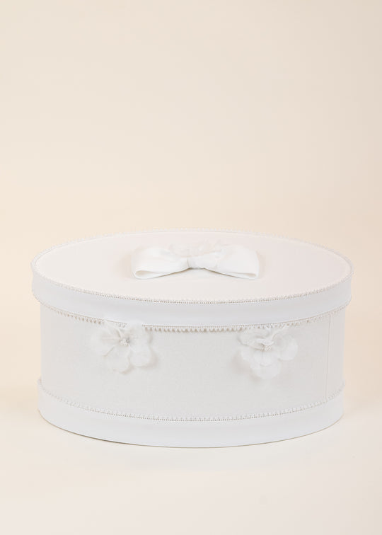 Linda Oval Cream Box with Bow on Lid and 3D Flowers with Pearls AnneBebe