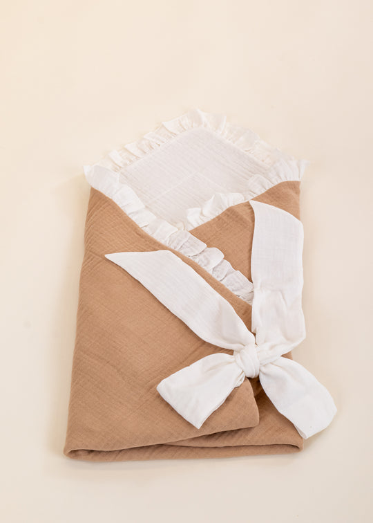 AnneBebe Cream Muslin 3-in-1 Blanket with Cream Ruffle