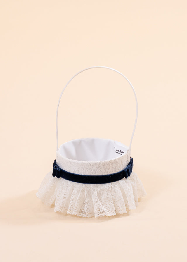 Cream Basket With Navy Blue For Cruciulites