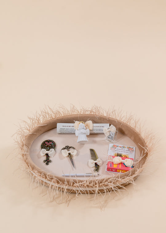 Tavita Mot si Turta Catifea Bej Cu Fulgi Si Perle AnneBebe