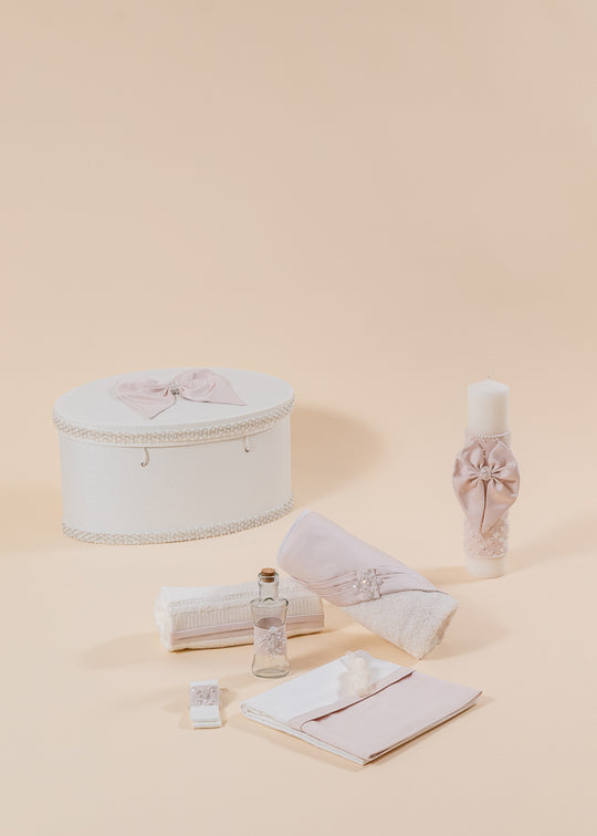 Set Botez Patricia 3 Piese Lumanare Trusou si Cufar Personalizate AnneBebe