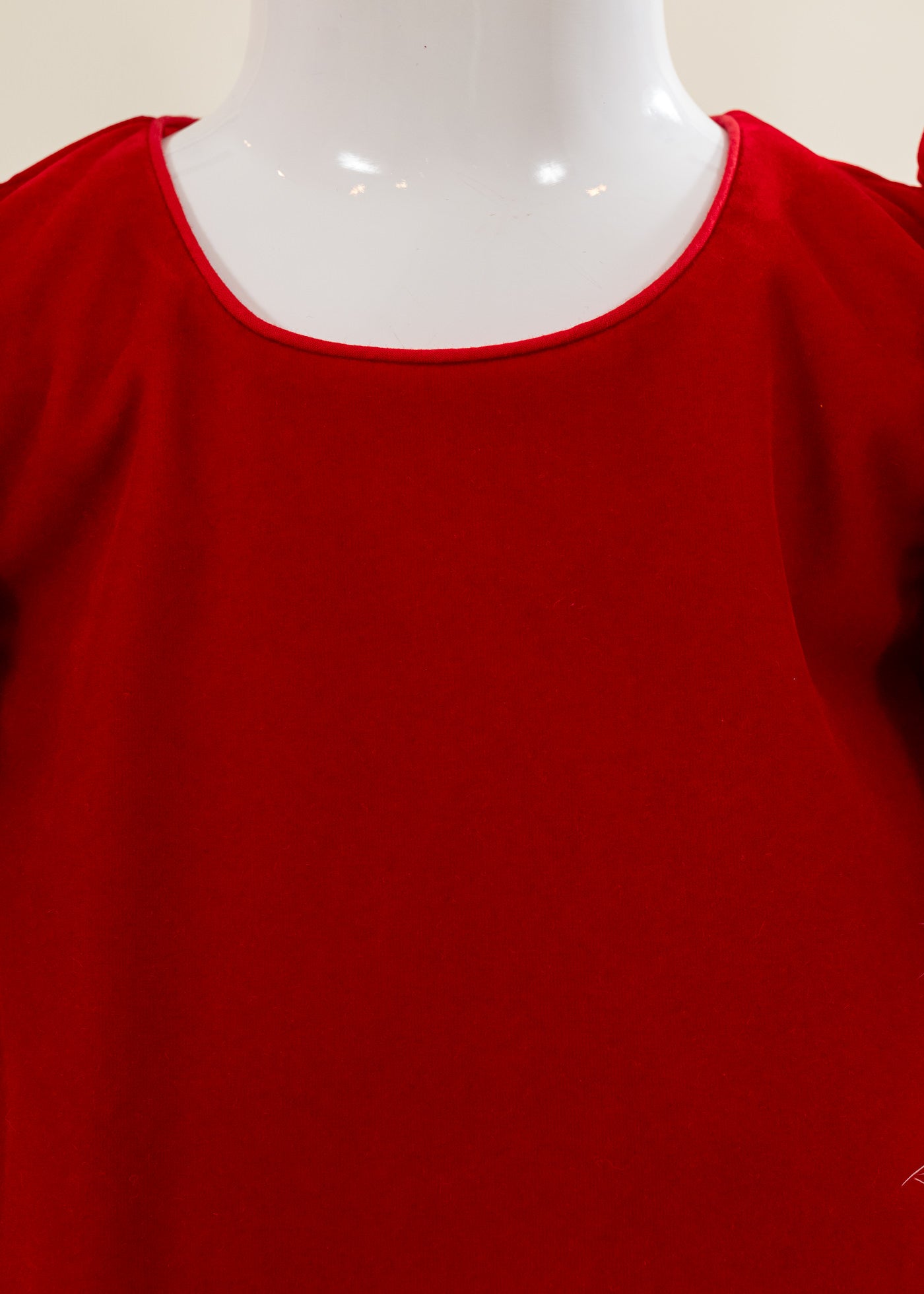 Rochie Craciunita De Catifea Rosie Cu Fulgi AnneBebe