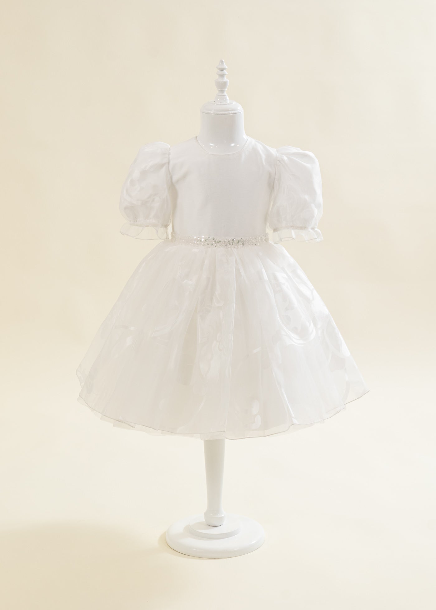 Rochita Alba Cu Dantela Floricele Si Perle AnneBebe