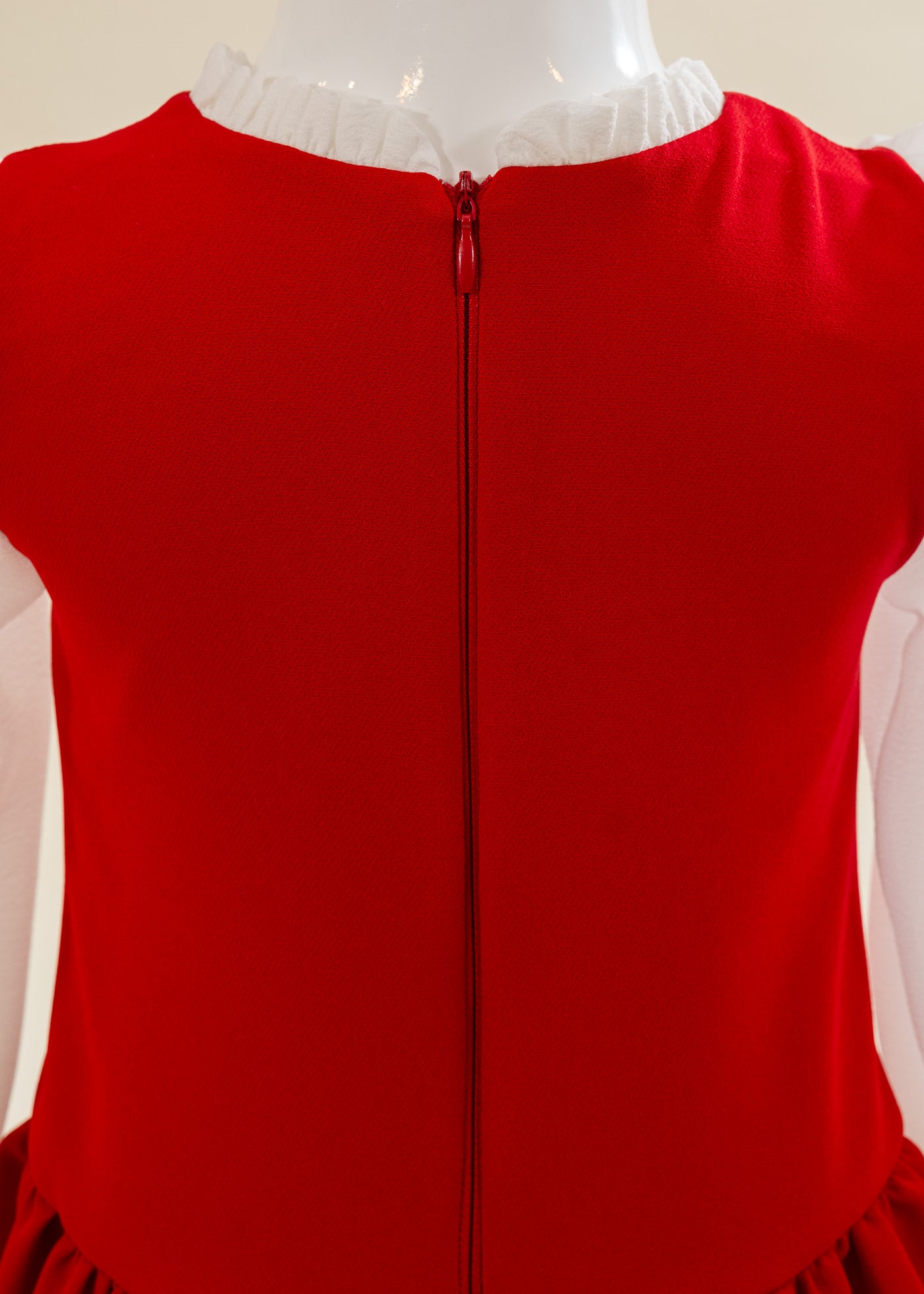 Rochita Rosie Funda Crem Cu Perle AnneBebe