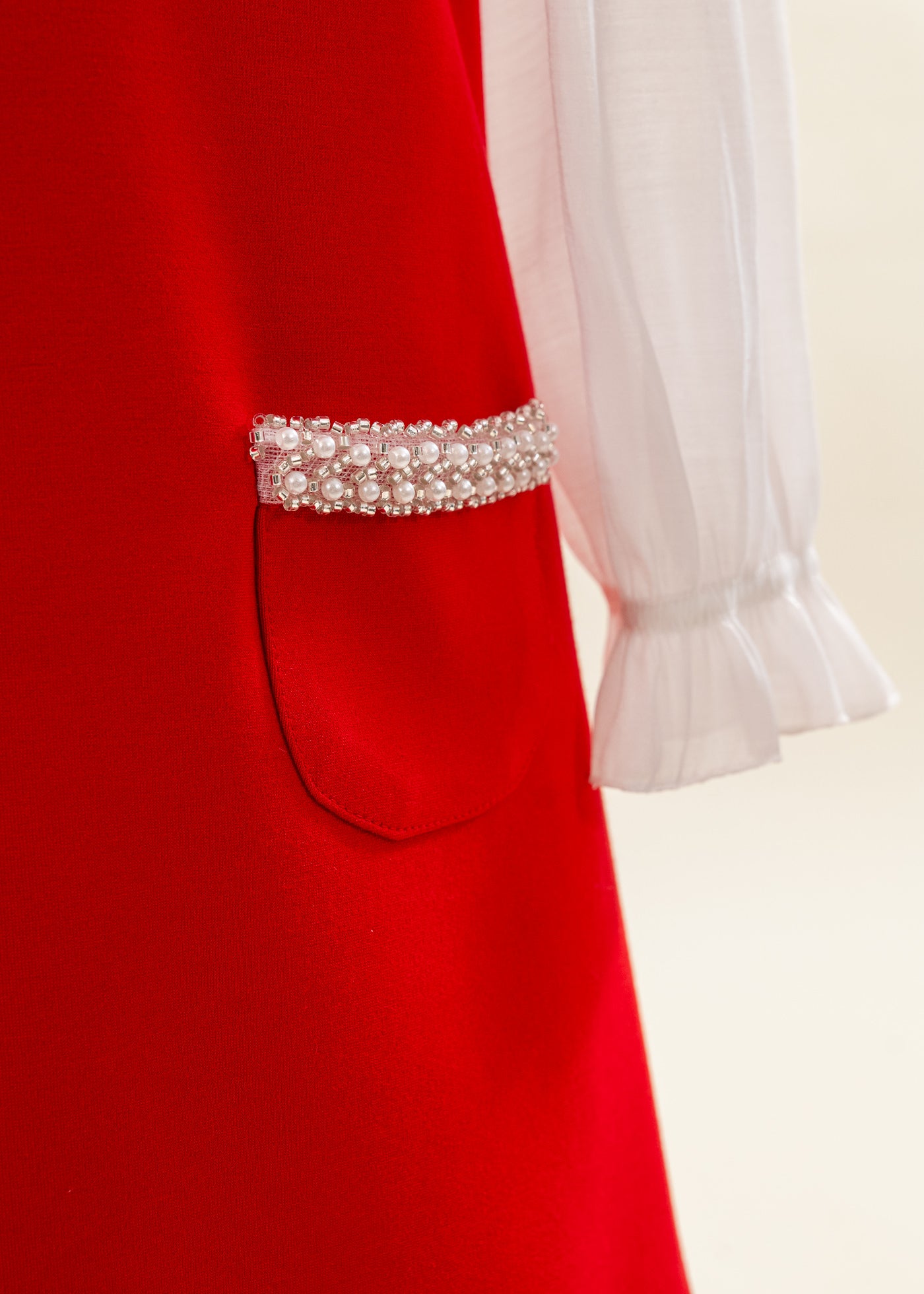 Rochita Rosie Cu Perle La Gat Si Buzunare AnneBebe