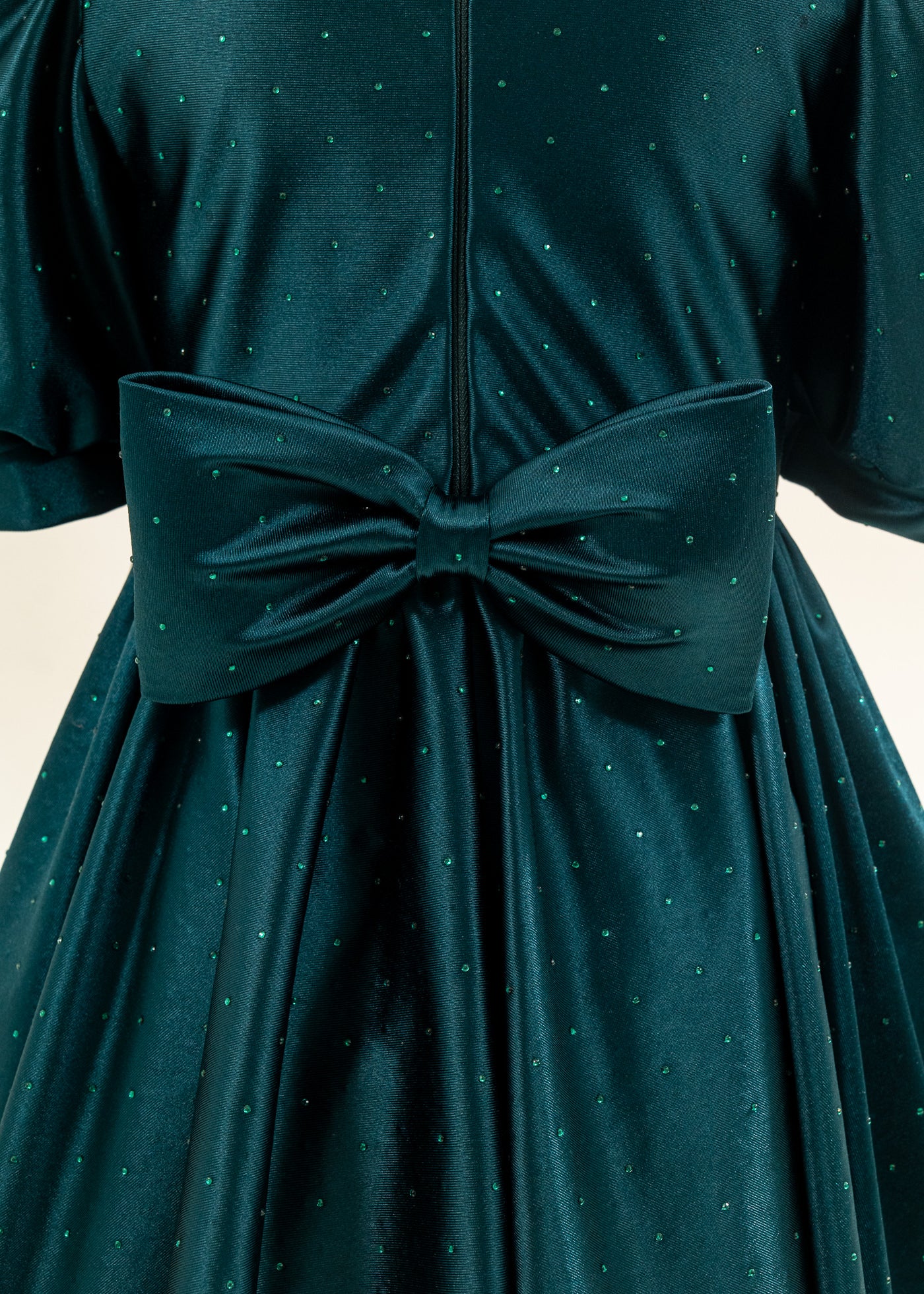 Rochita Verde Cu Pietricele Si Accesoriu Cu Fulgi In Talie AnneBebe