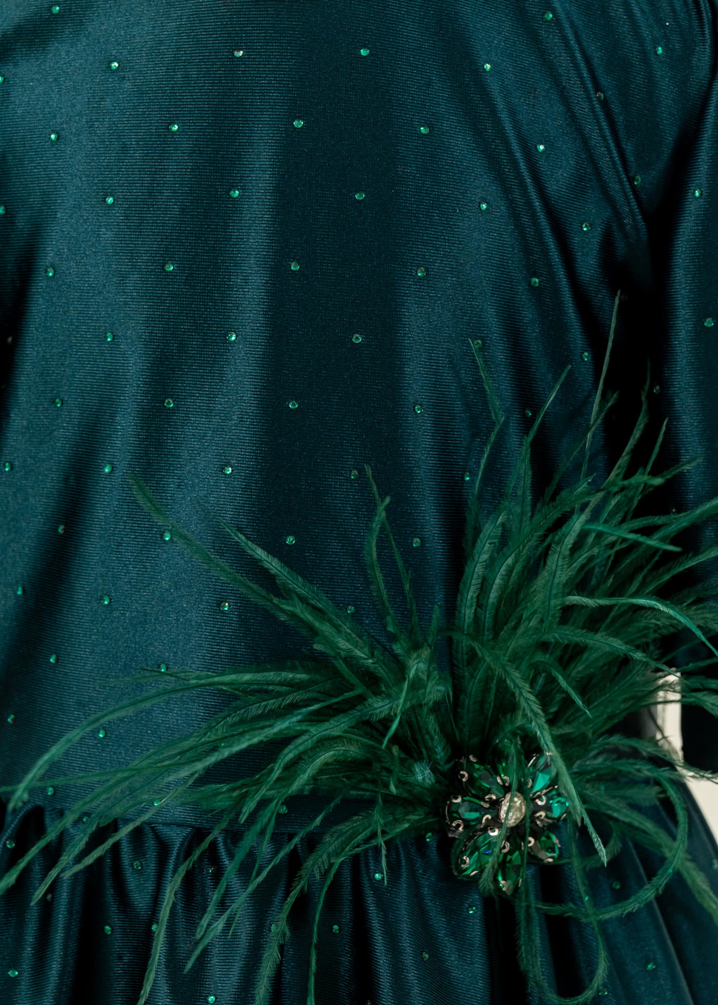 Rochita Verde Cu Pietricele Si Accesoriu Cu Fulgi In Talie AnneBebe