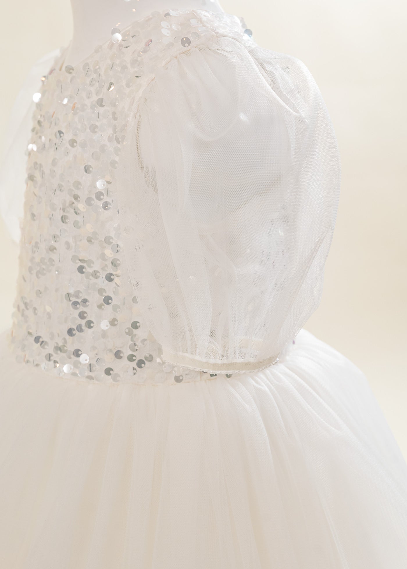 Rochita Fulg De Nea Cu Paiete Argintii Pe Bust AnneBebe