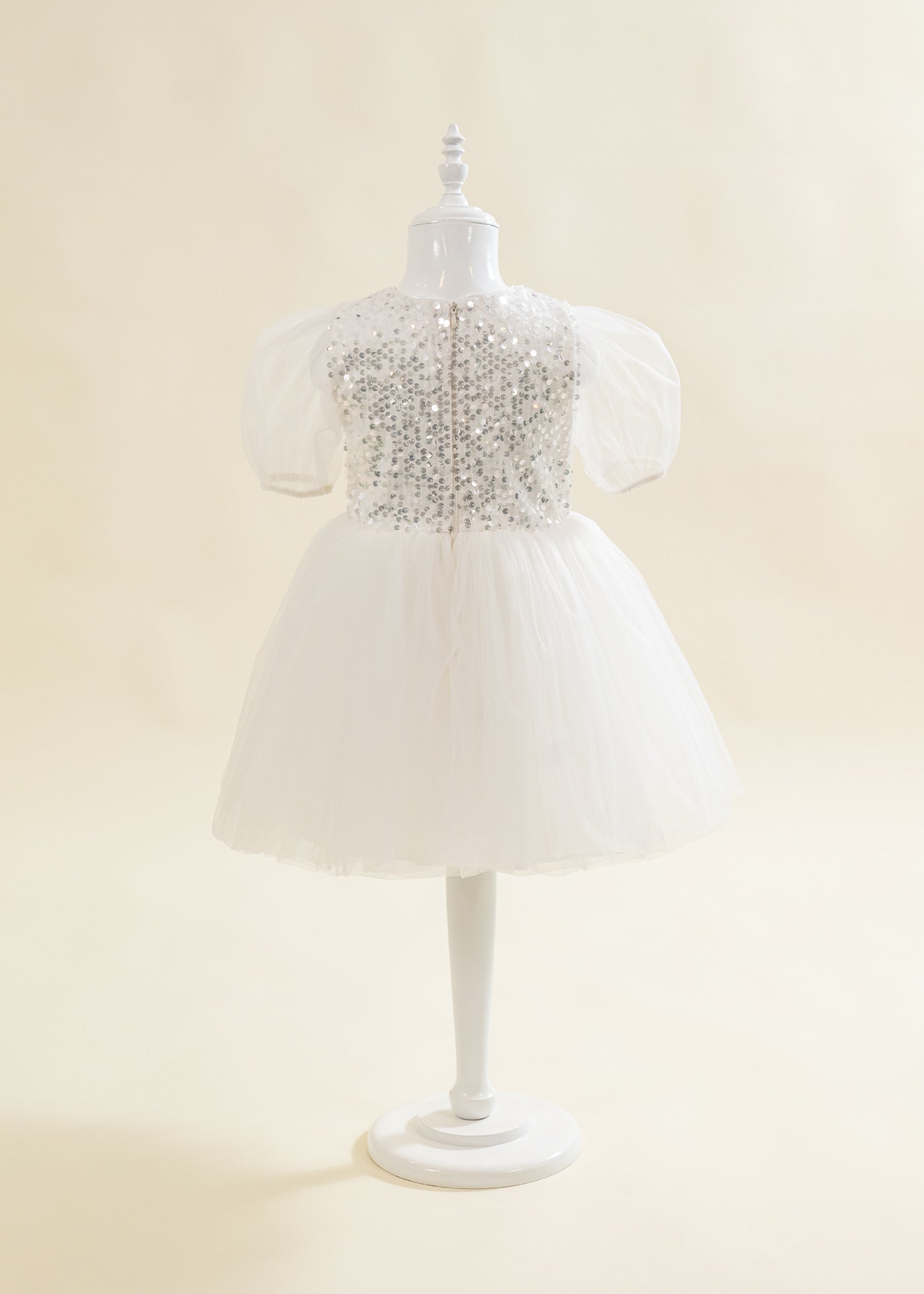 Rochita Fulg De Nea Cu Paiete Argintii Pe Bust AnneBebe