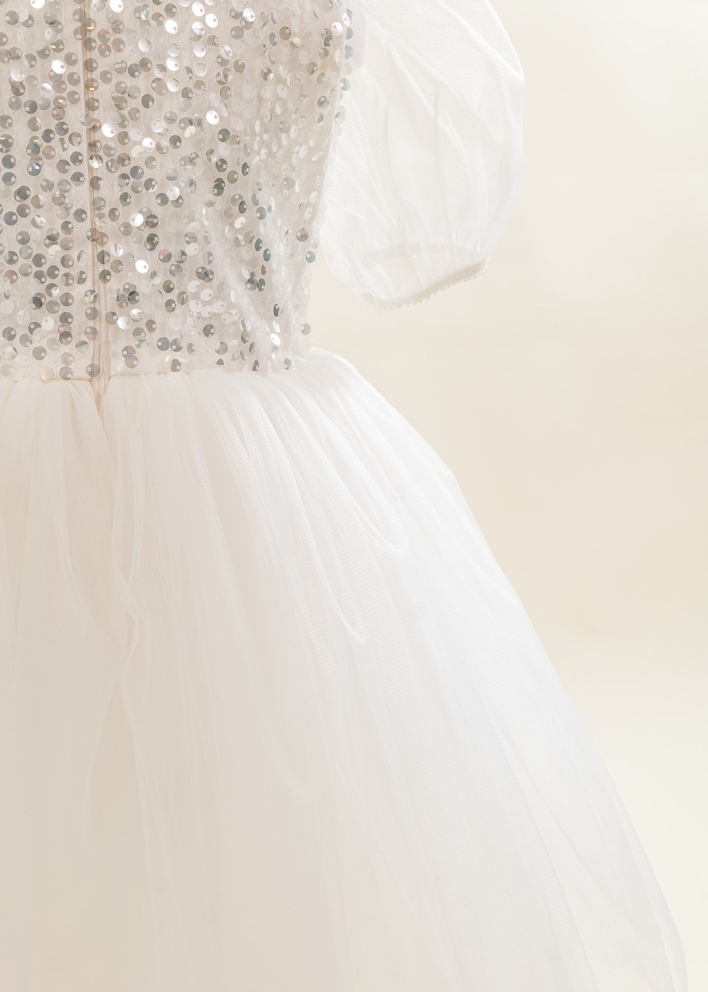 Rochita Fulg De Nea Cu Paiete Argintii Pe Bust AnneBebe