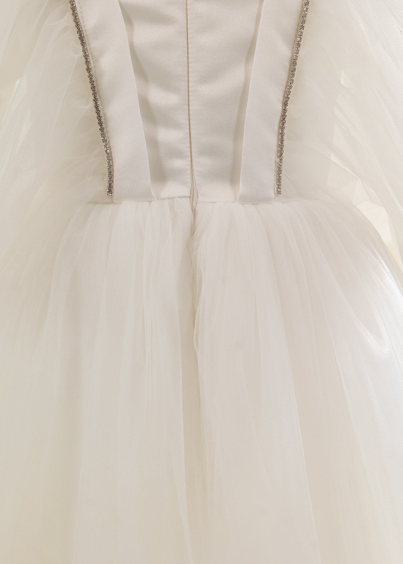 Rochita Crem Volan La Maneca Si Strasuri Argintii AnneBebe