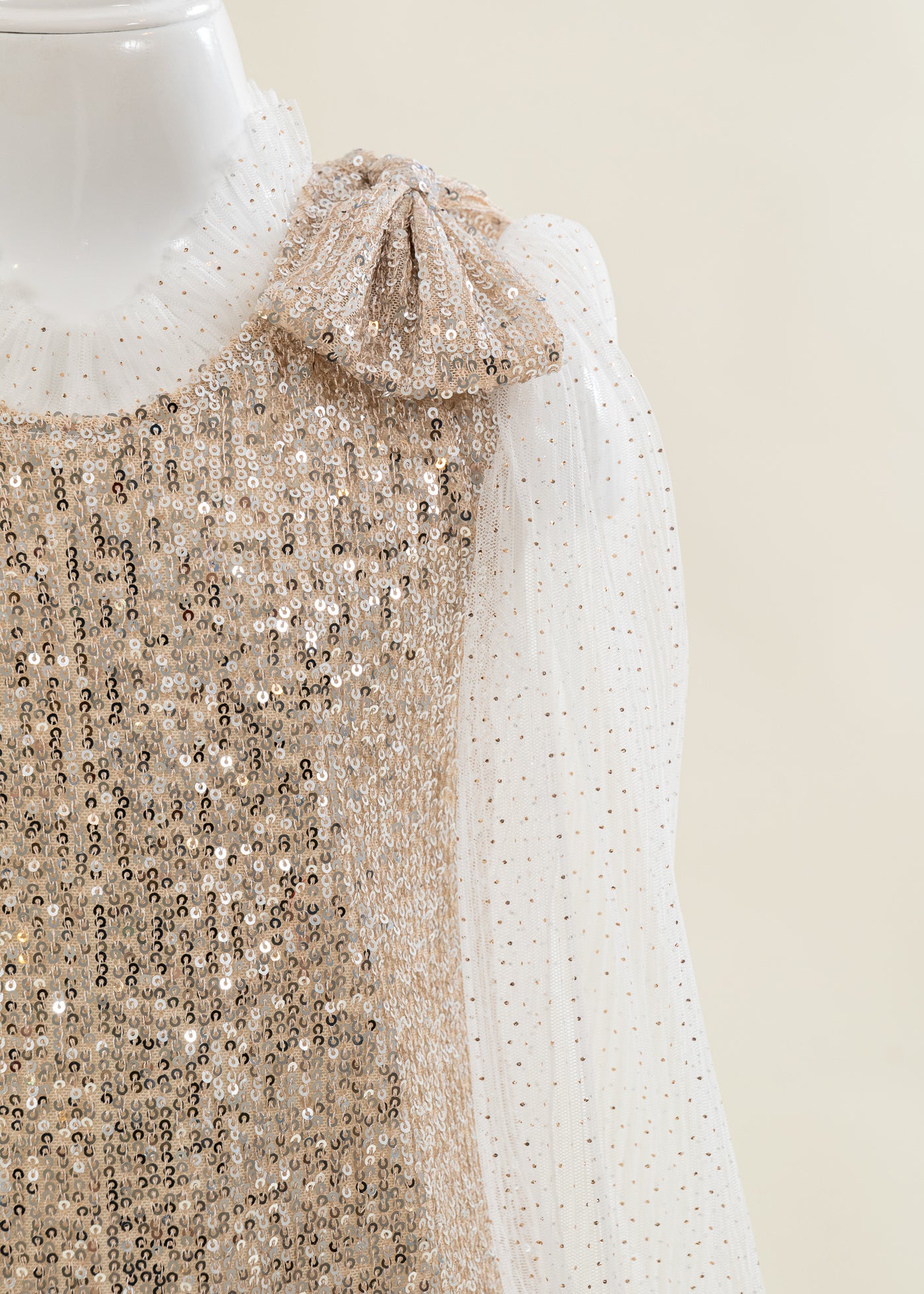 Rochita Aurie Cu Paiete Si Volanas Tull AnneBebe