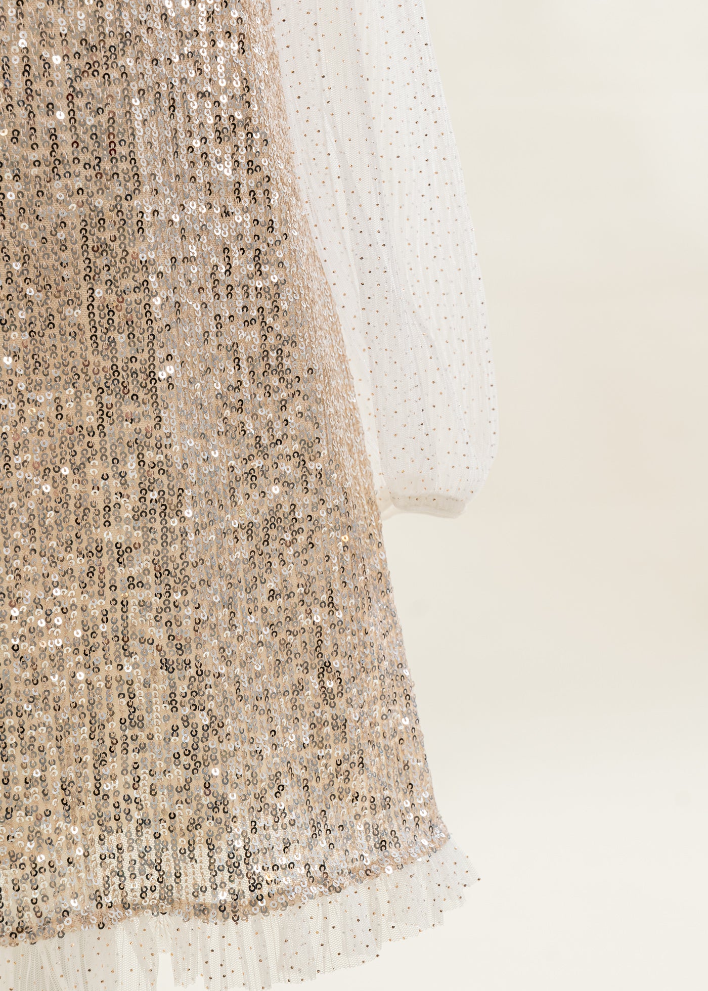 Rochita Aurie Cu Paiete Si Volanas Tull AnneBebe