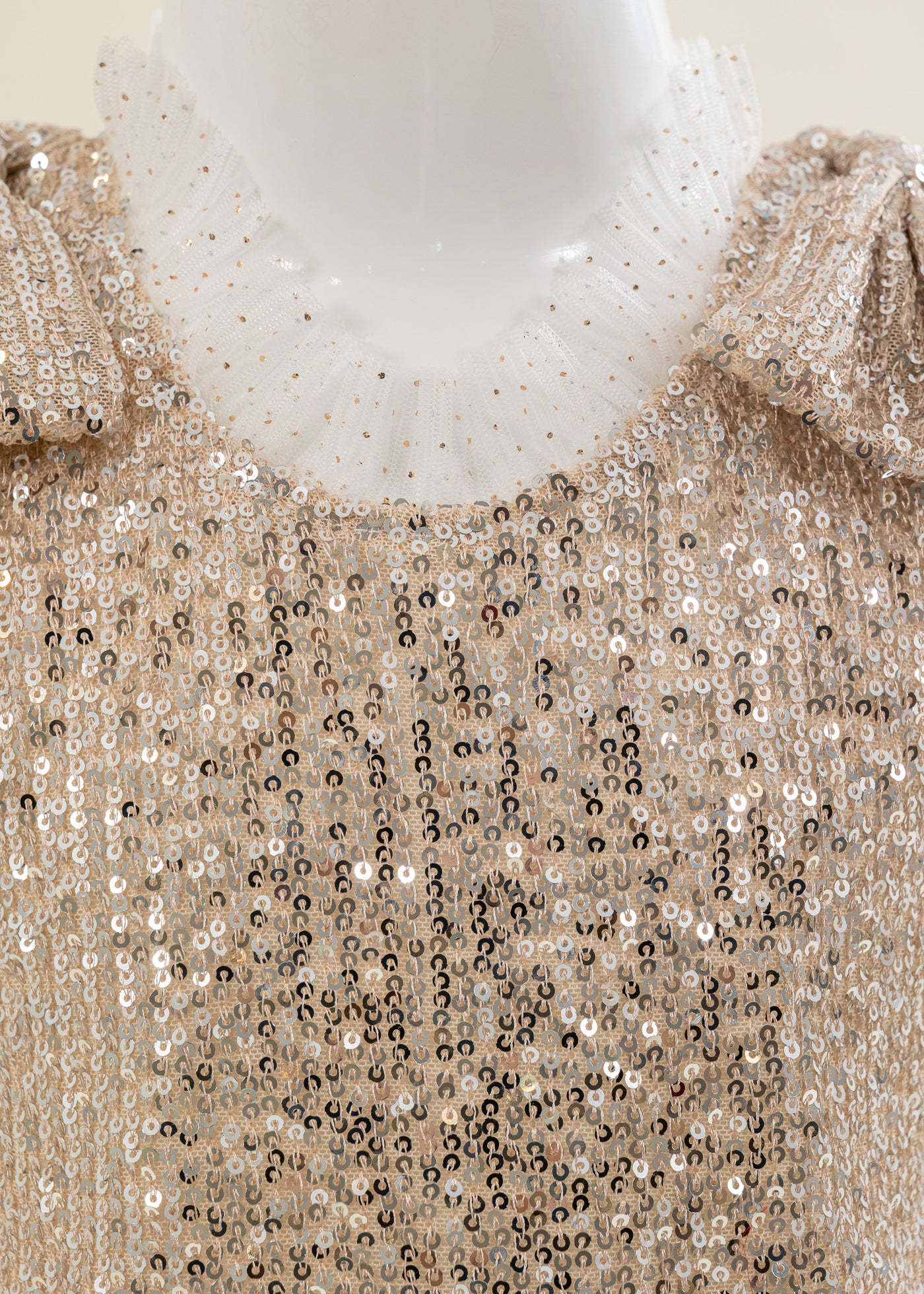 Rochita Aurie Cu Paiete Si Volanas Tull AnneBebe