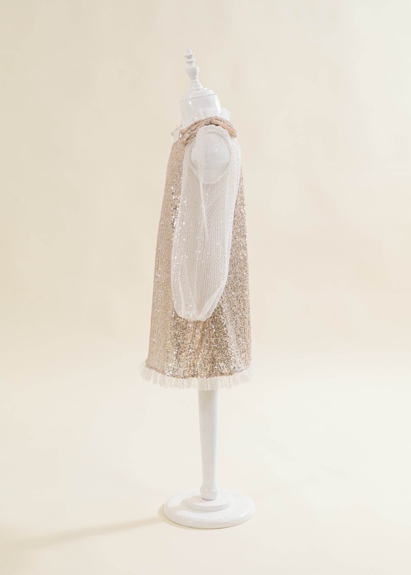 Rochita Aurie Cu Paiete Si Volanas Tull AnneBebe