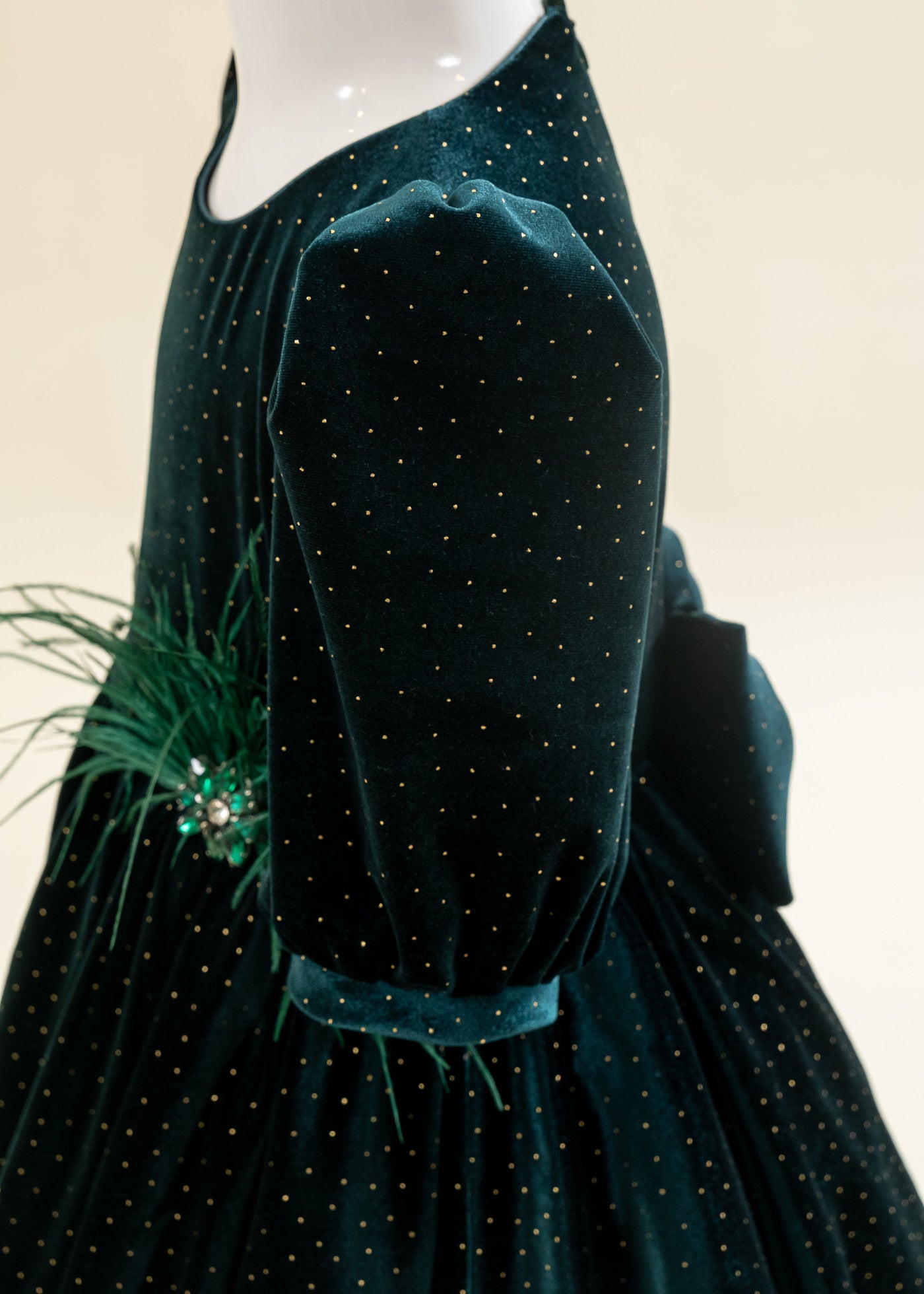 Rochita Catifea Verde Cu Auriu Si Fulgi In Talie AnneBebe