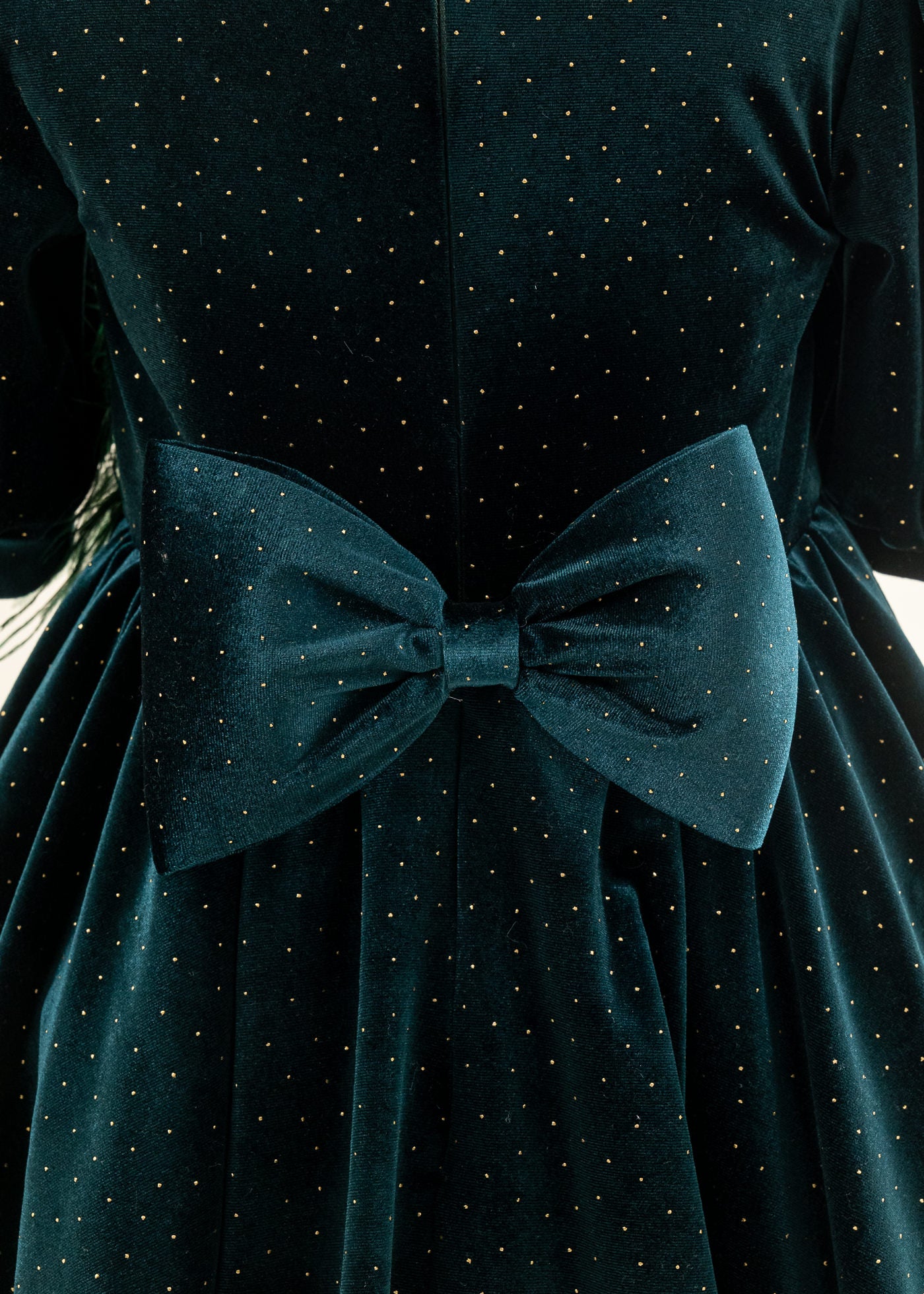 Rochita Catifea Verde Cu Auriu Si Fulgi In Talie AnneBebe