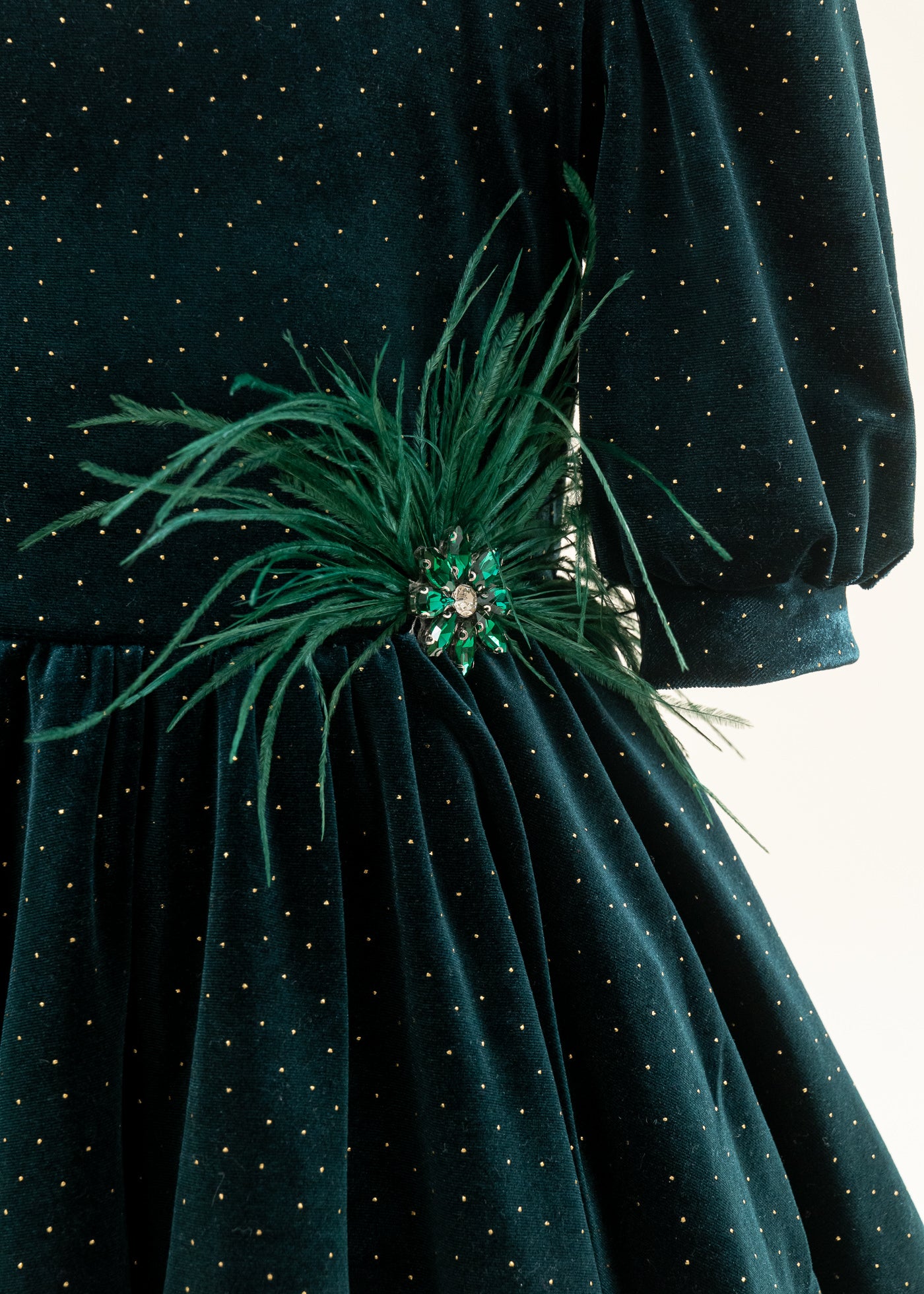 Rochita Catifea Verde Cu Auriu Si Fulgi In Talie AnneBebe