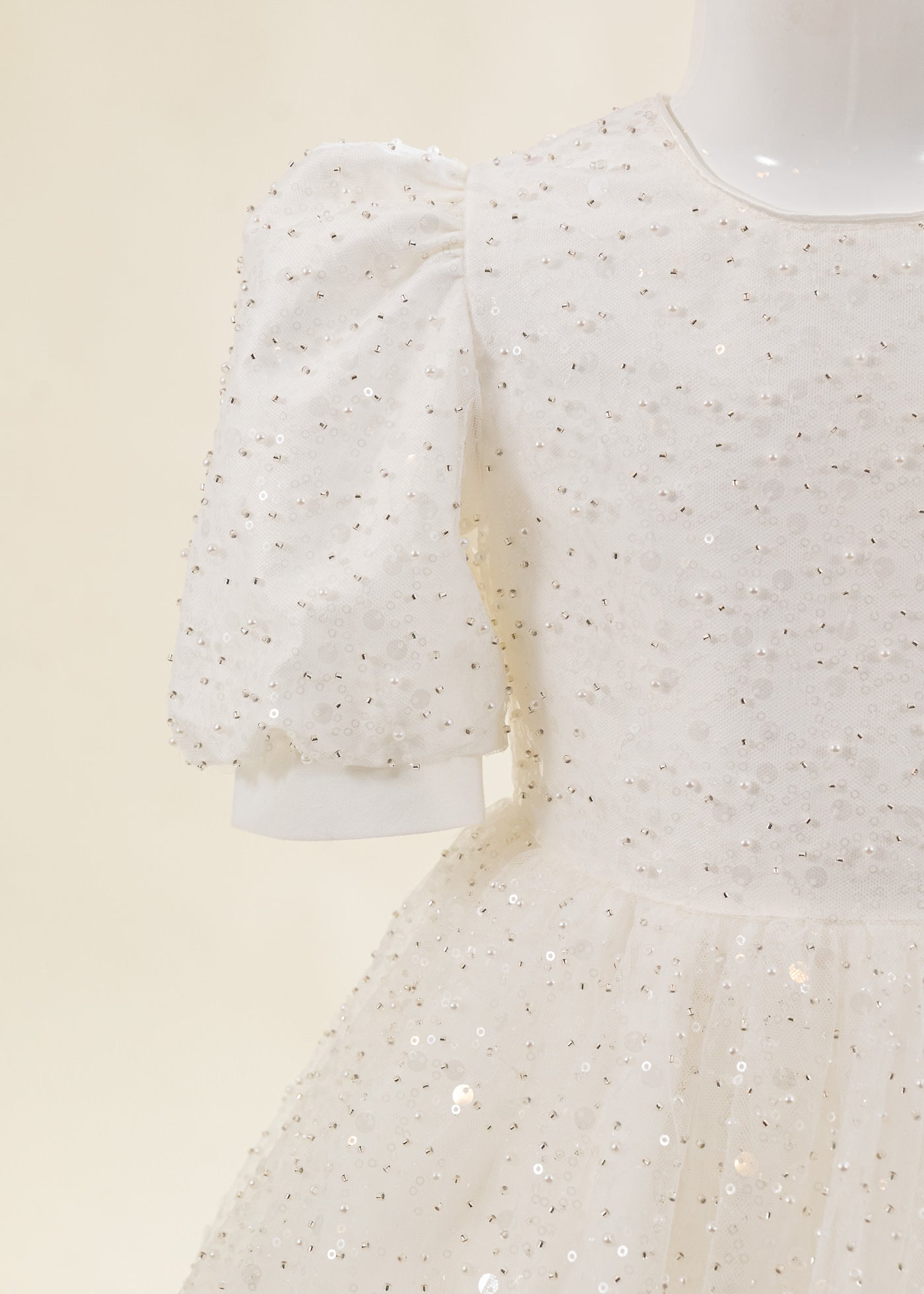 Rochita Eliza Organza Cu Tull Crem Perlute Si Paiete AnneBebe