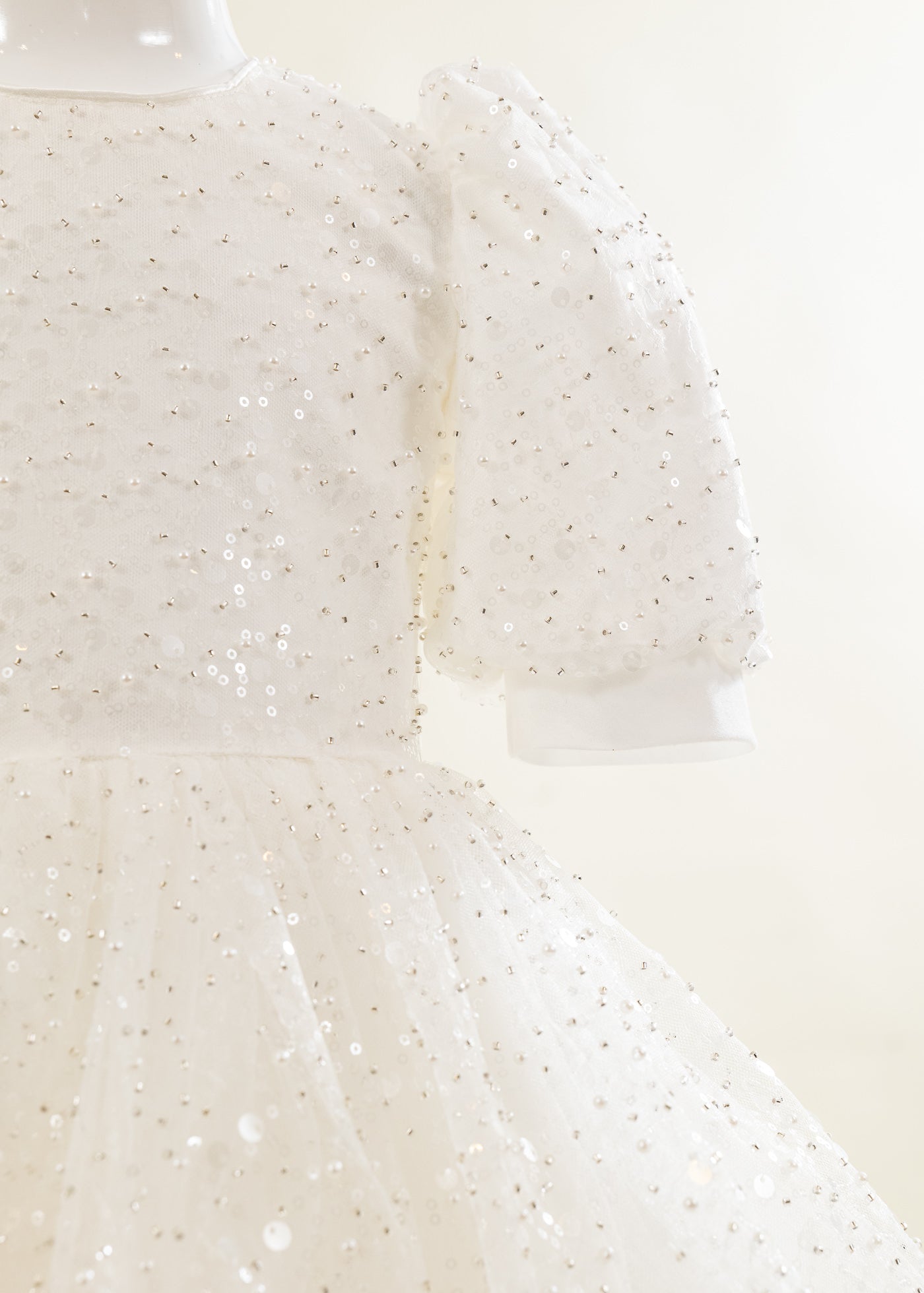 Rochita Eliza Organza Cu Tull Crem Perlute Si Paiete AnneBebe