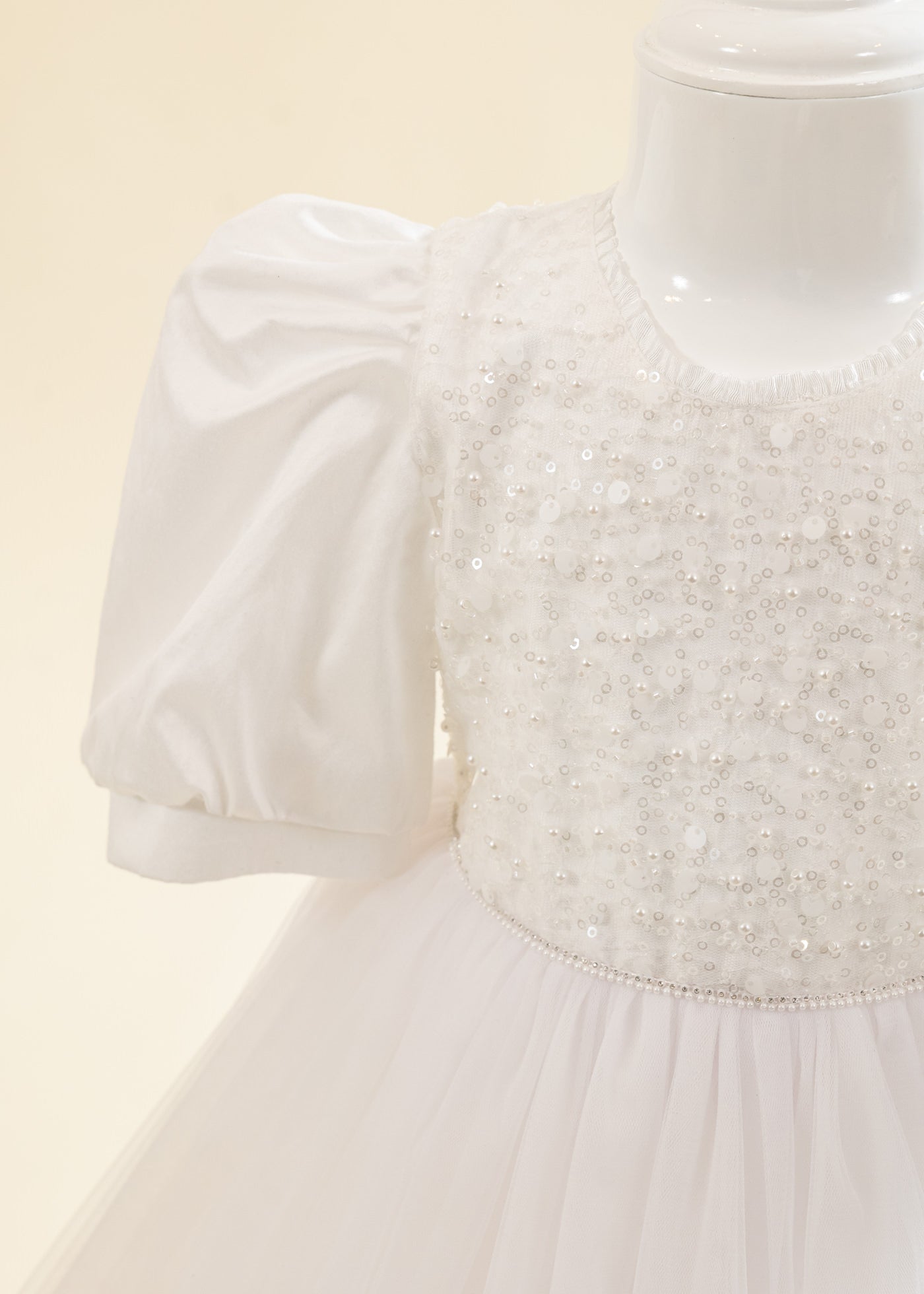 Rochita Alba Bust Paiete Fusta Tull AnneBebe