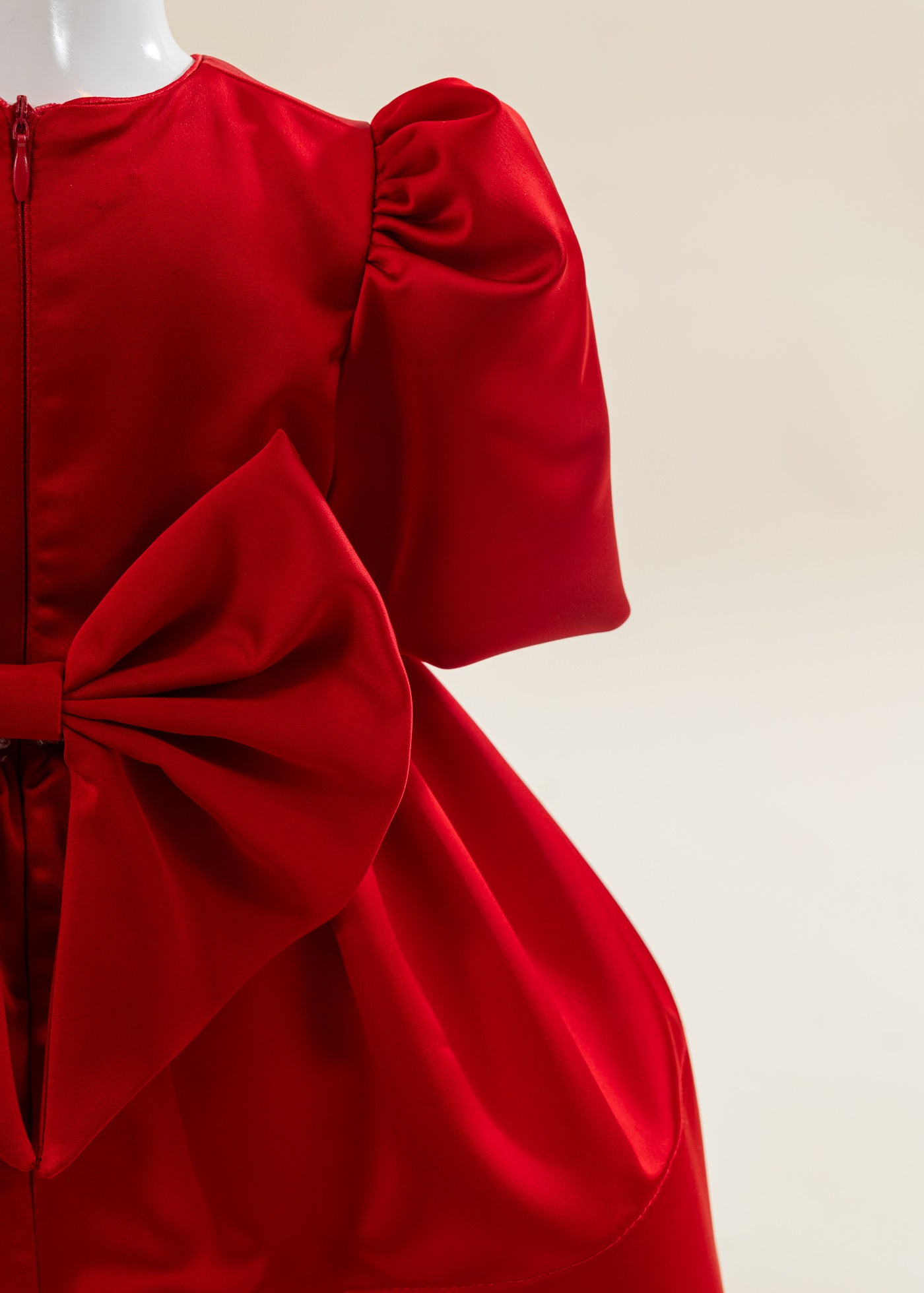 Rochita Tafta Rosie Si Perle Cu Paiete In Talie AnneBebe