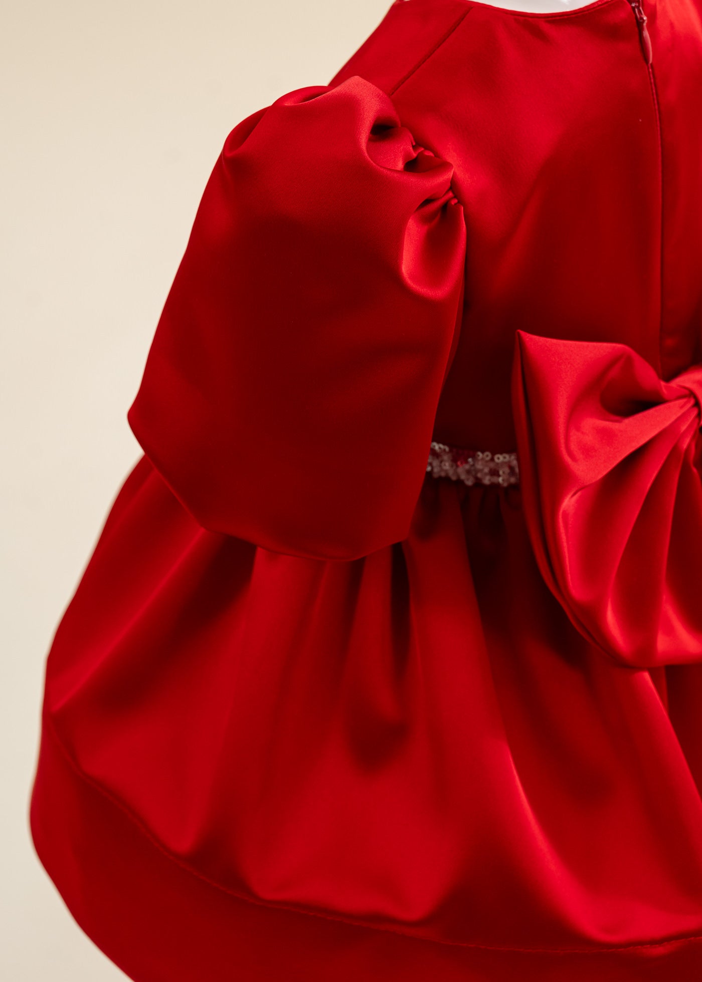 Rochita Tafta Rosie Si Perle Cu Paiete In Talie AnneBebe