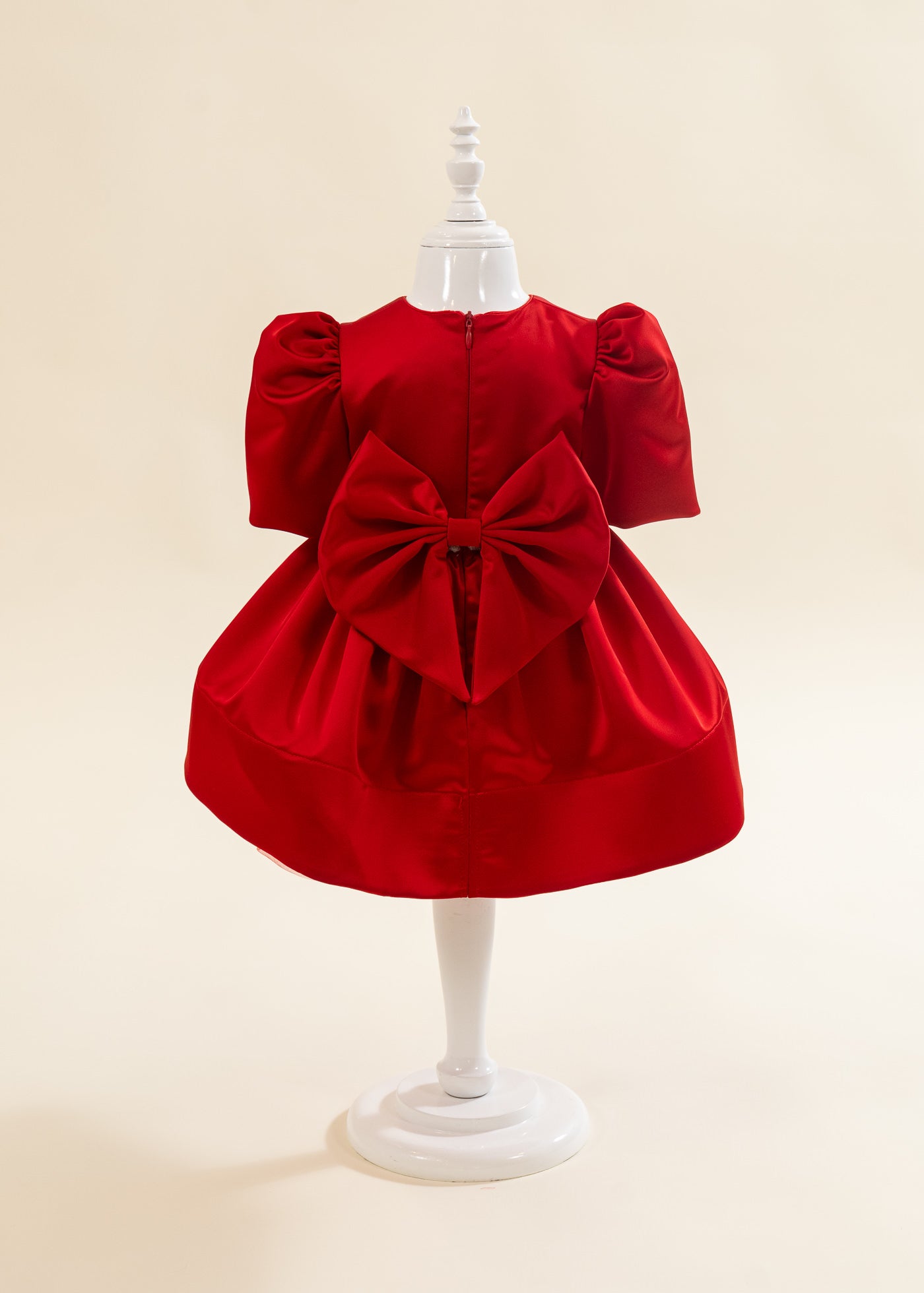 Rochita Tafta Rosie Si Perle Cu Paiete In Talie AnneBebe