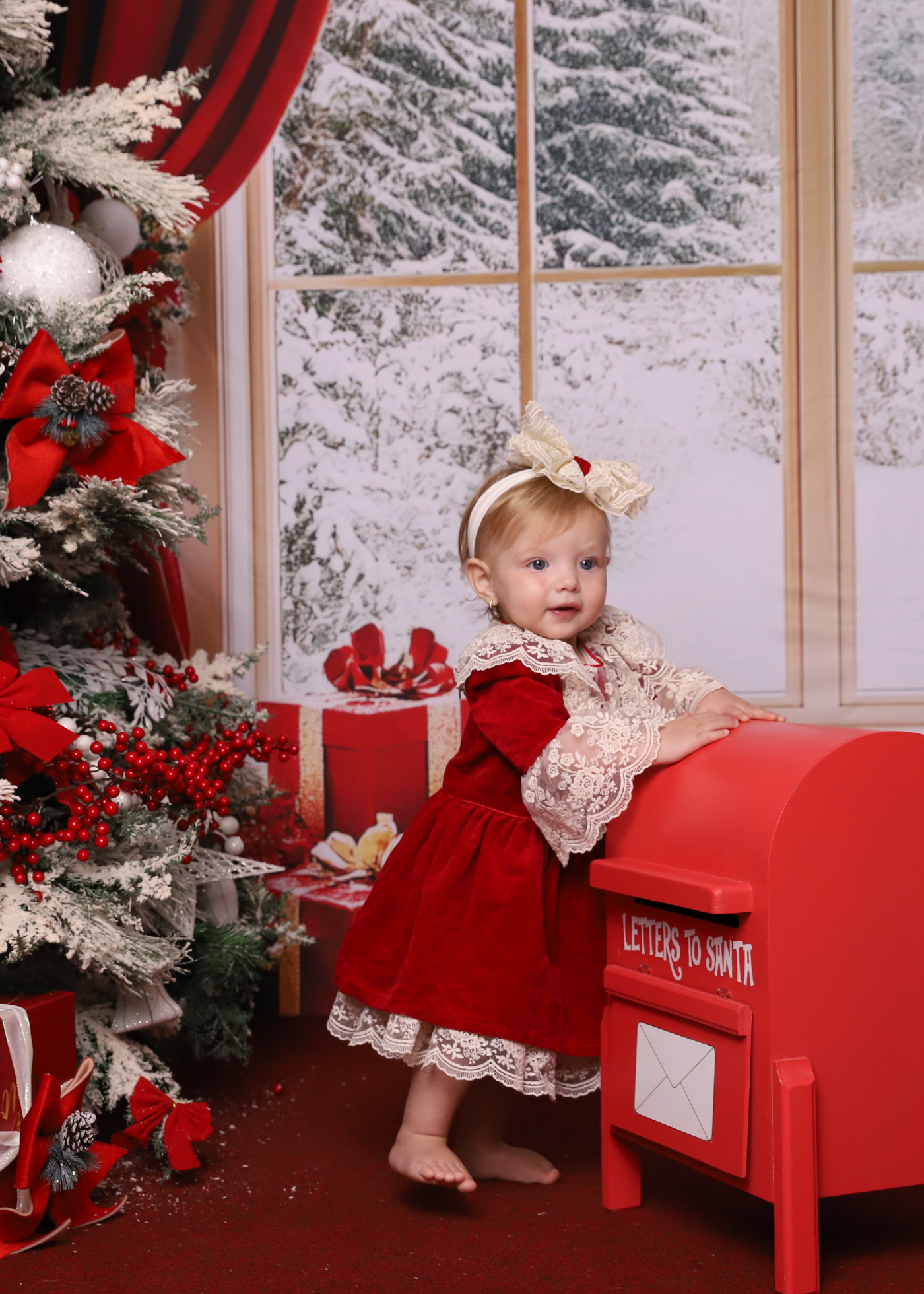 Rochita Catifea Rosie Volanas Dantela Alba La Gat Si Maneca AnneBebe