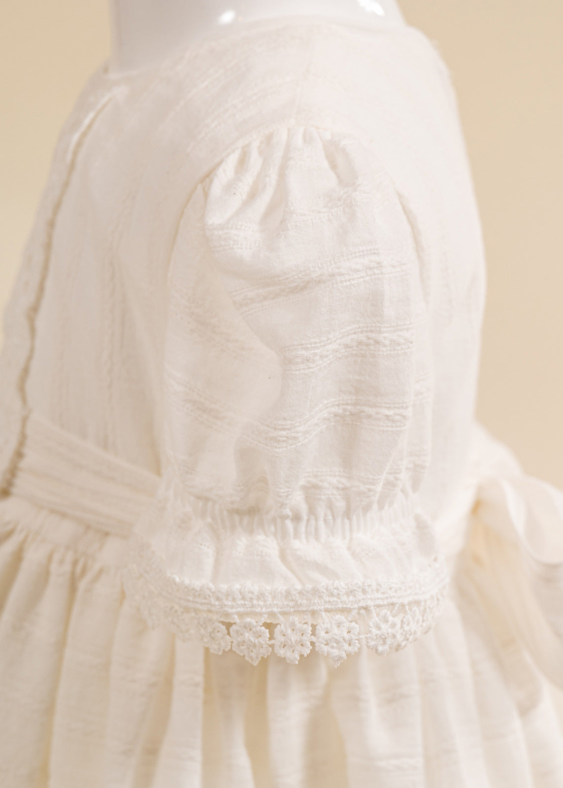 Rochita Brandusa Crem Traditionala AnneBebe