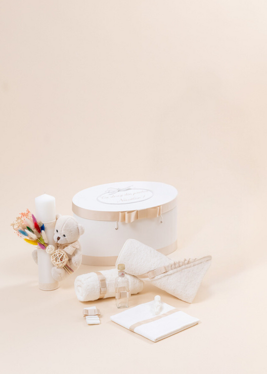 Leontie Christening Set 3 Pieces, Candle, Trunk and Chest Customized AnneBebe