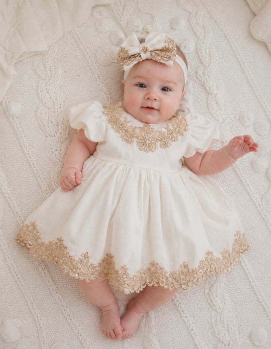 Rochita Nicoleta Crem Cu Dantela Aurie AnneBebe