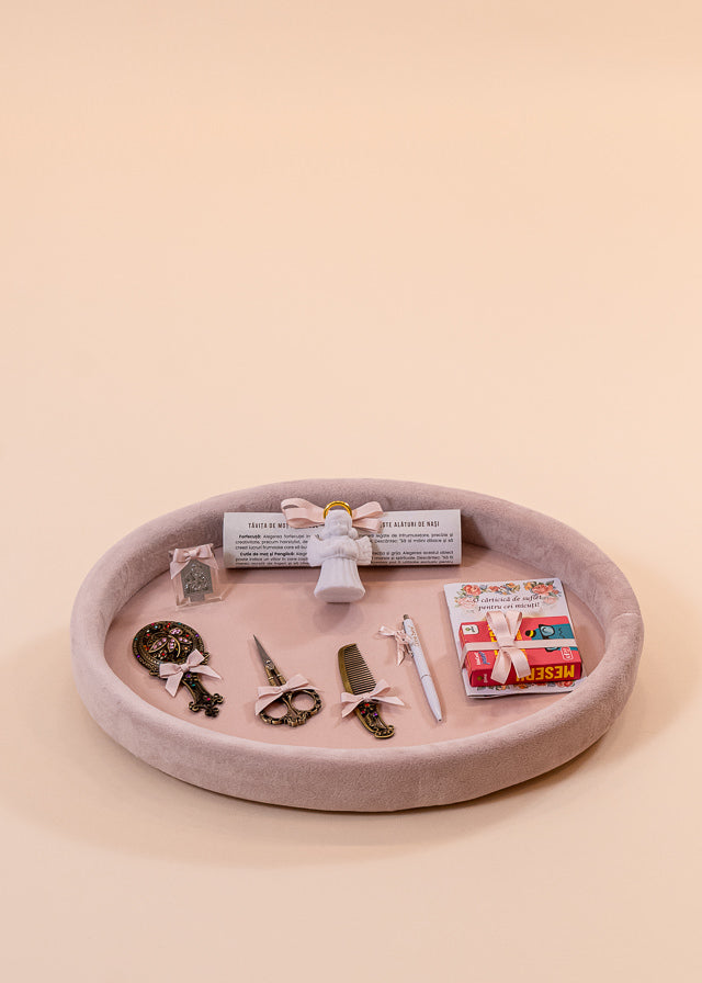 AnneBebe Roz cake-breaking tray set for girls