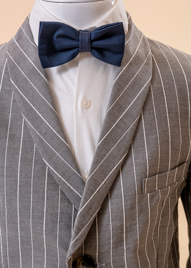 Suit set 4 pieces gray jacket with stripes navy blue pants and bow tie and shirt art 50091