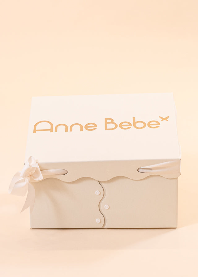 Luxury Square Cream Gift Box Cream Bow 38X28X20cm AnneBebe