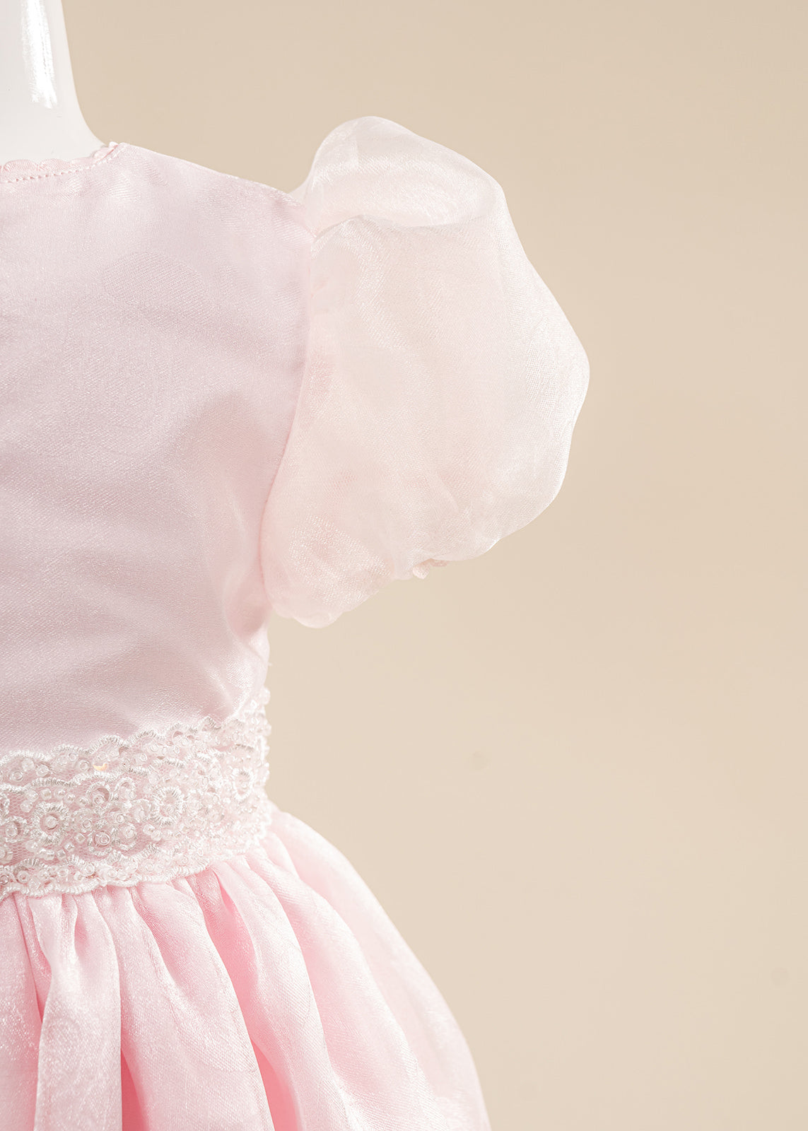 Rochita Roz Cu Trena Smaranda Organza AnneBebe