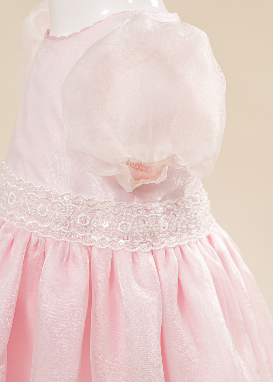 Rochita Roz Cu Trena Smaranda Organza AnneBebe