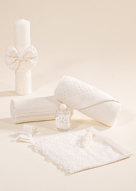 Set Botez 2 Piese Malina Margareta Lumanare si Trusou Personalizate AnneBebe