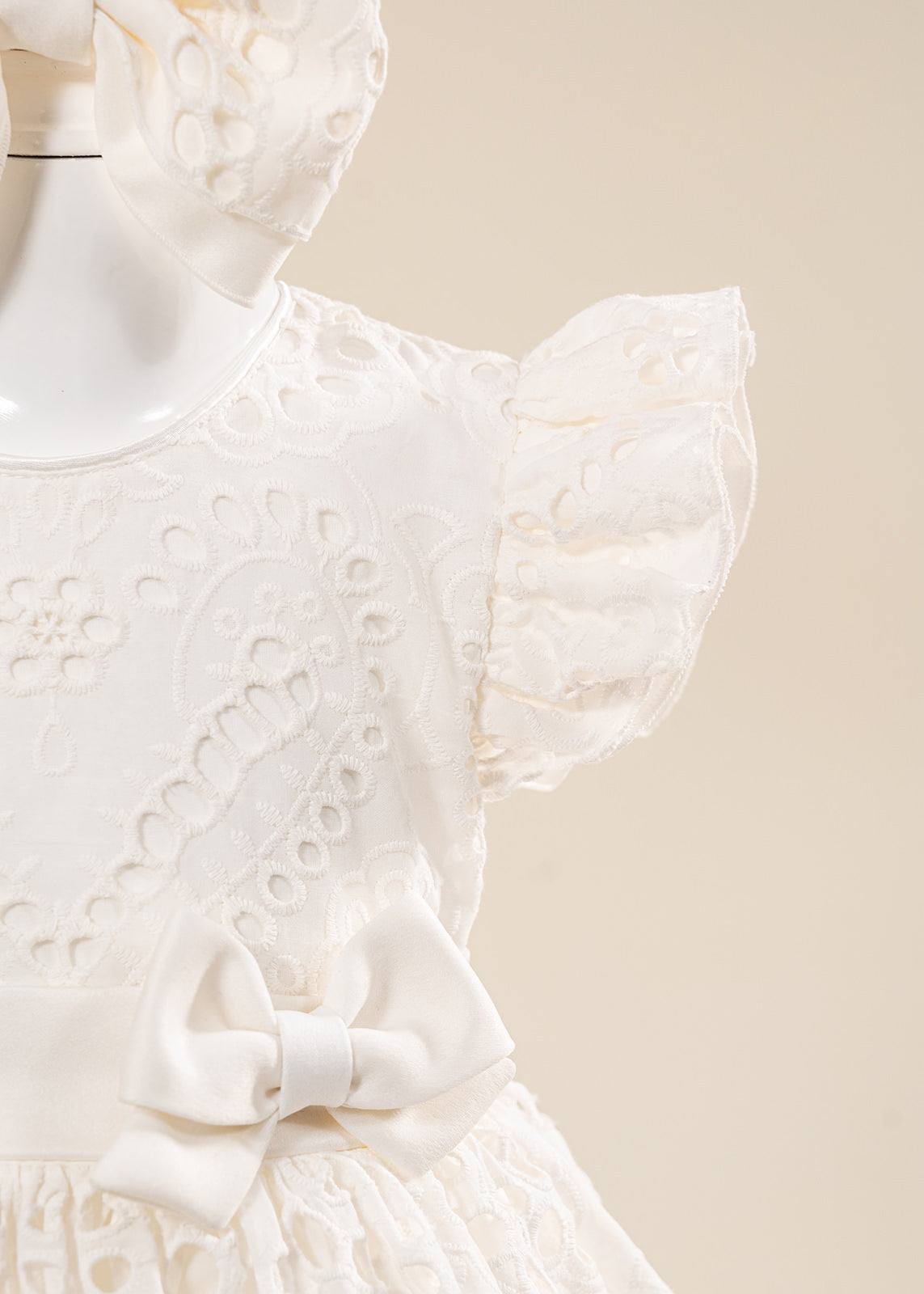 Rochita Malina Crem Broderie AnneBebe