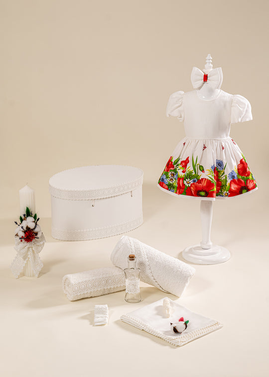 Set Botez Marilena 4 Piese, Rochie, Trusou, Lumanare si Cufar Personalizat Botez AnneBebe