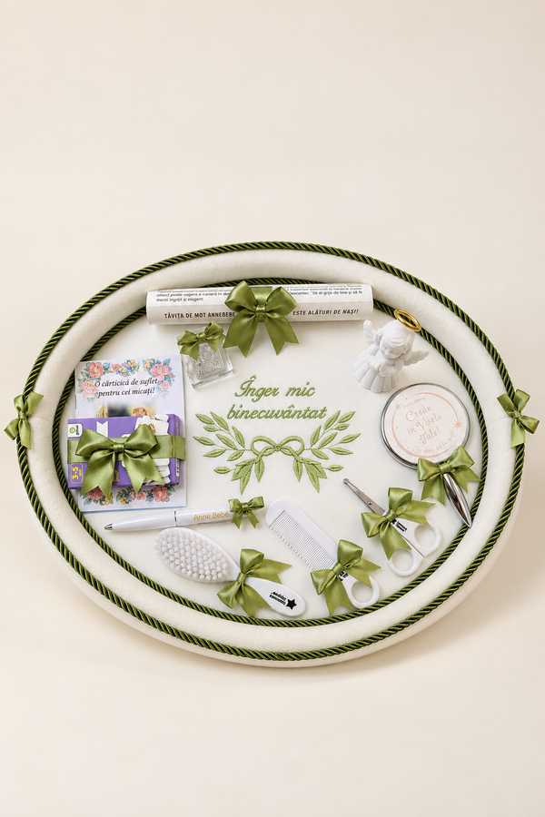 Tăviță de Moț din Catifea Ivory, cu Broderie Elegantă și Șnur Olive | AnneBebe