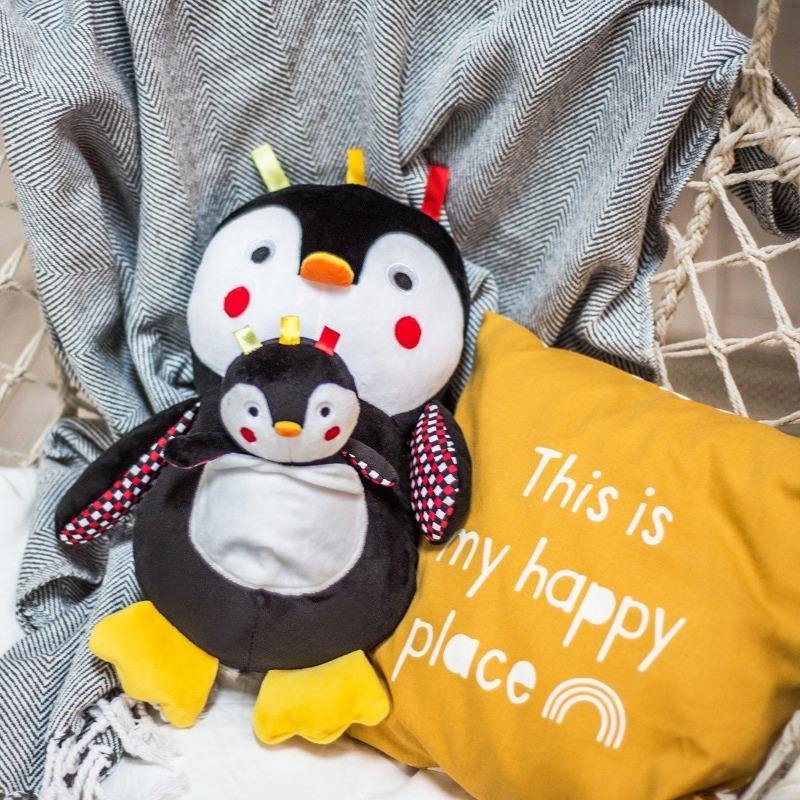 Jucarie Educativa Plus Pentru Bebelusi Pinguinul Connor BabyOno 640 - Camera Bebelusului