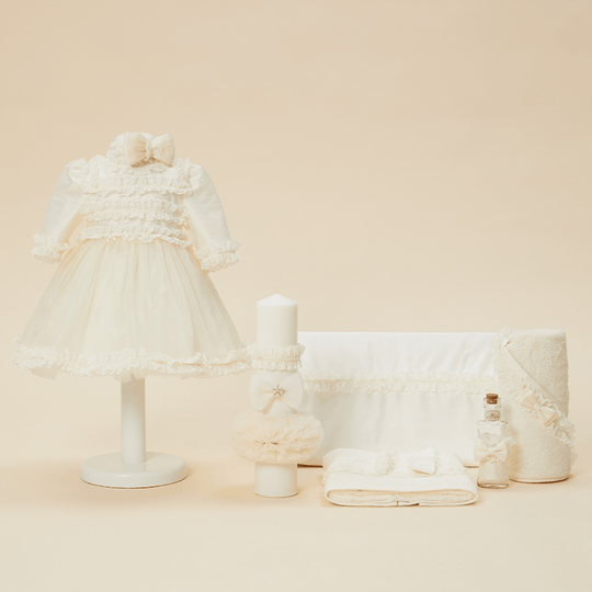 Set Botez Helga 3 Piese, Rochita, Trusou si Lumanare Personalizabil Botez Fetite AnneBebe