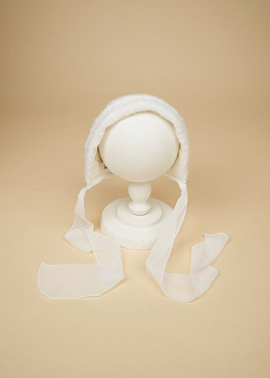 Caciulita Fetite Bucle Alba AnneBebe