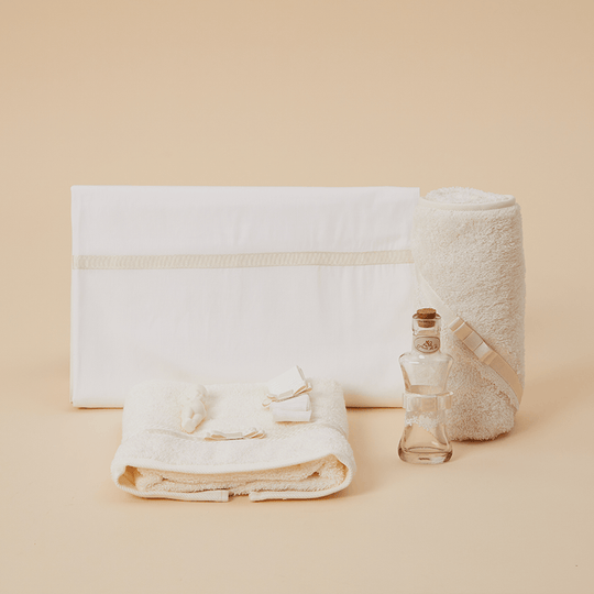 Trusou Aura Crem Cu Banda Ripsata & Danteluta Floricele Botez Fetite AnneBebe